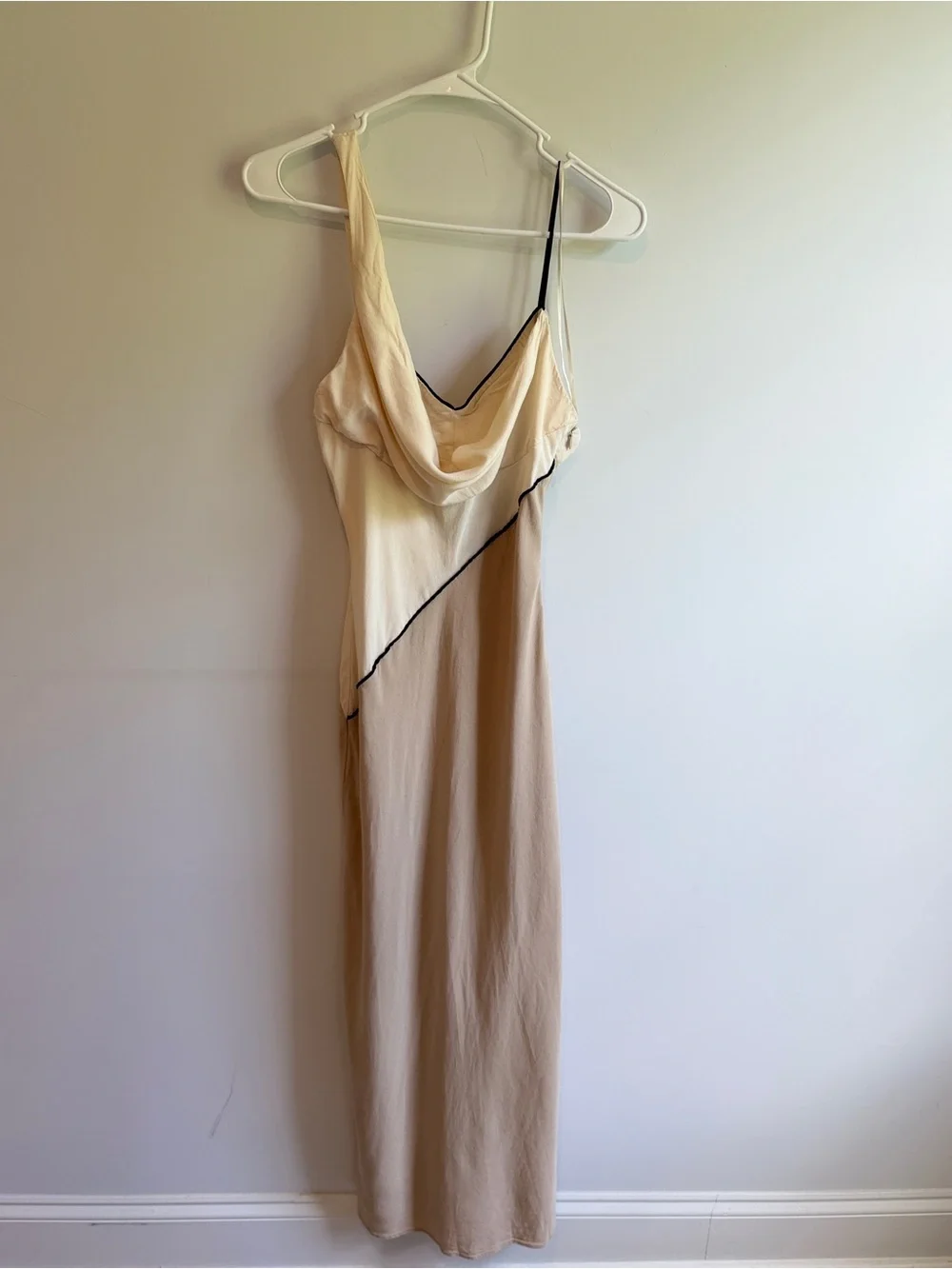 Zara Midi Dress - Picture 2 of 6